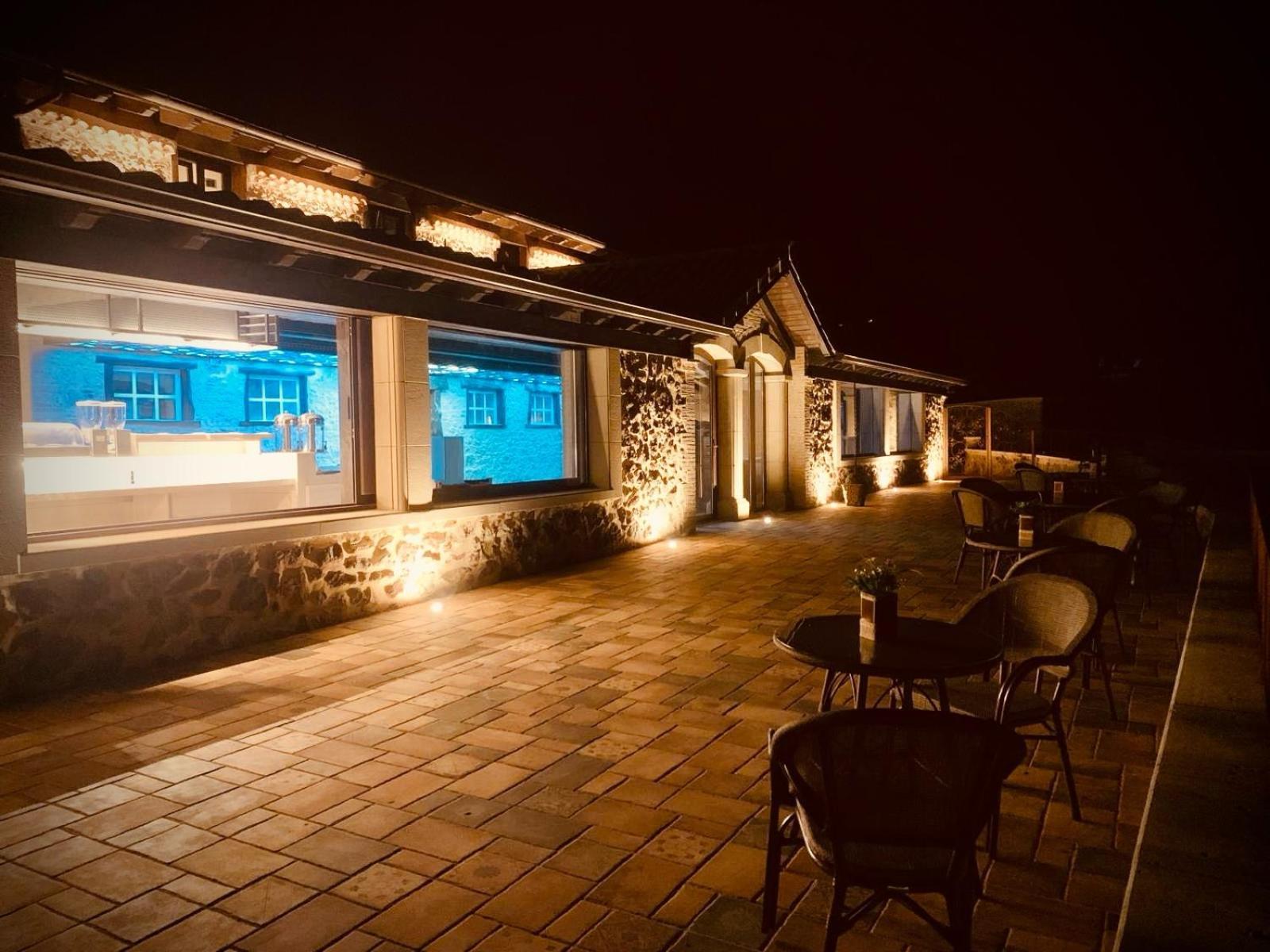 La Quinta Luxury Palace アルヌエロ エクステリア 写真