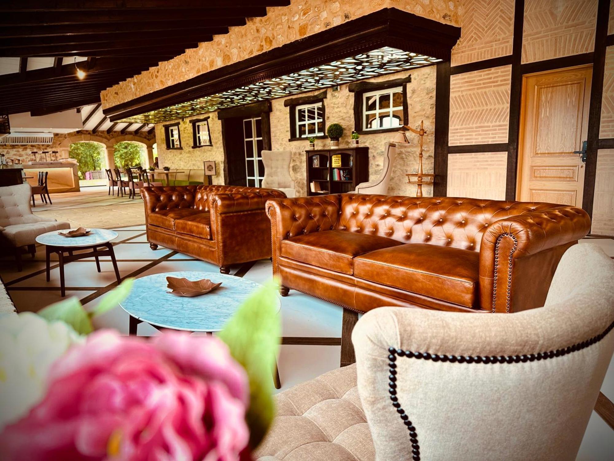 La Quinta Luxury Palace アルヌエロ エクステリア 写真